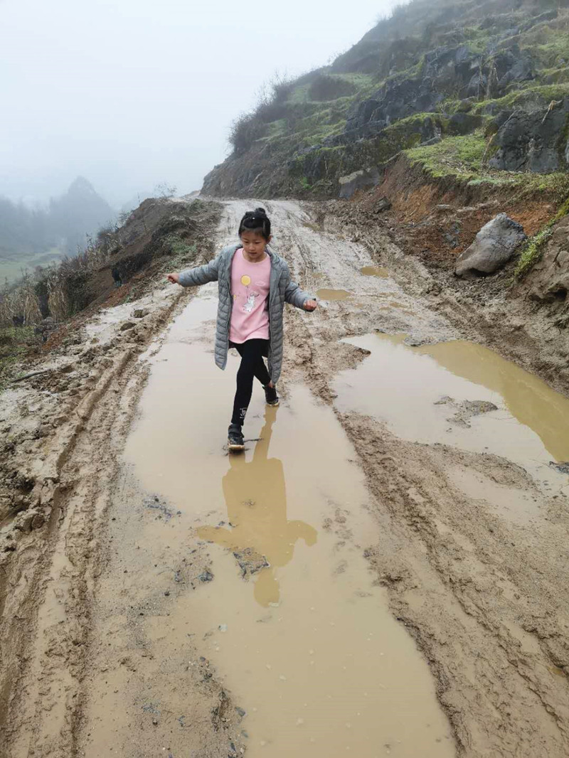 未硬化前的村组路_副本.jpg